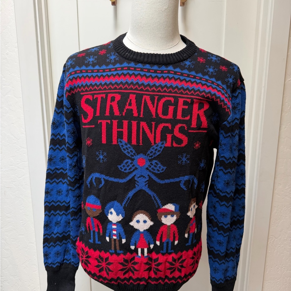 Men’s Netflix Stranger Things Black and Blue Sweater—Size L